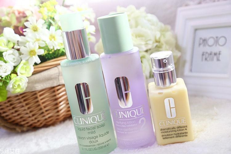 2022什么牌子的護(hù)膚套裝好？水乳組合拯救護(hù)膚初學(xué)者