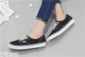 帆布鞋前面磨腳怎么辦？這幾招就能解決