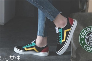 帆布鞋為什么容易開膠？帆布鞋要仔細(xì)愛護(hù)