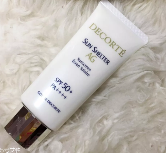 一張臉的防曬用量是多少？脖子上用多少防曬霜？