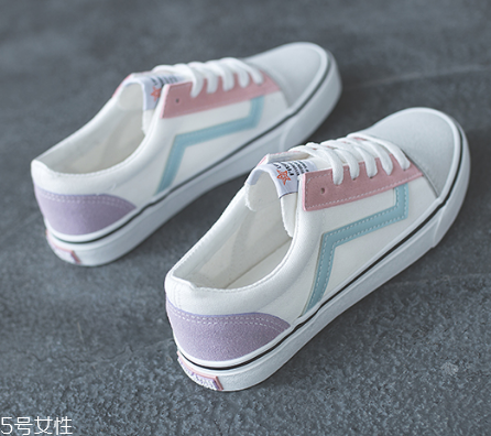 帆布鞋褪色如何修復(fù)？帆布鞋褪色要注意