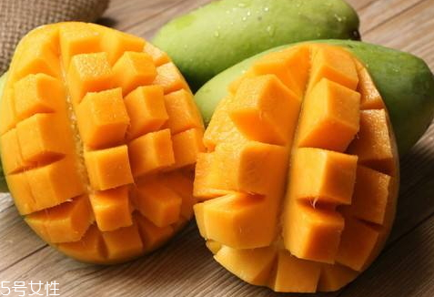 玉芒和甜心芒的區(qū)別 甜心芒和玉芒哪個(gè)好吃 玉芒和甜心芒的區(qū)別 甜心芒和玉芒哪個(gè)好吃