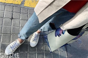 帆布鞋破洞了怎么補(bǔ)？帆布鞋修補(bǔ)方法