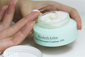 乳液和面霜的正確使用方法 日?；A(chǔ)護(hù)膚