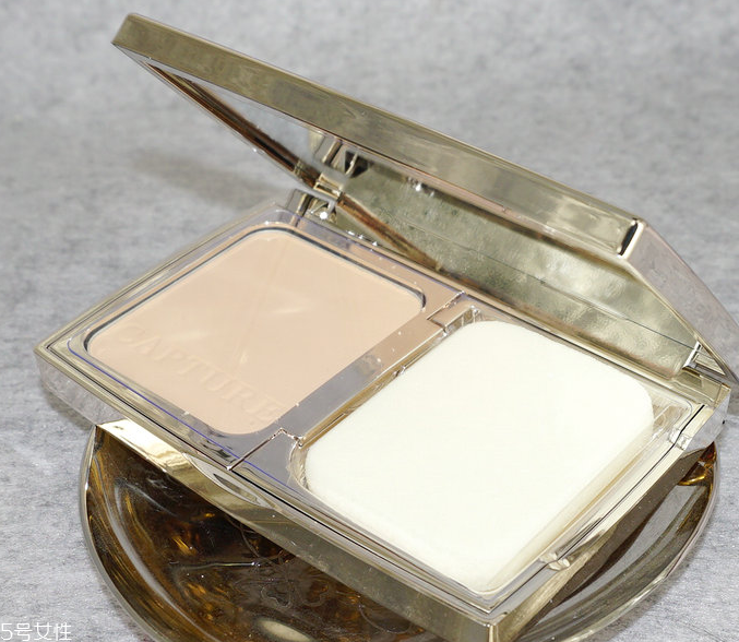 迪奧粉餅?zāi)目詈?？dior貴婦級御齡粉餅