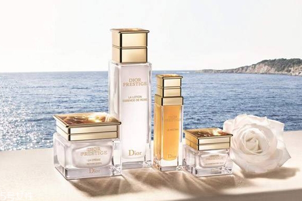 dior花蜜水多少錢(qián)？迪奧花蜜水專柜價(jià)格