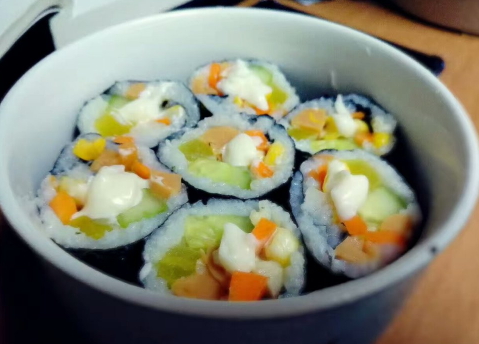 飛魚籽可以生吃嗎？日料壽司都愛它