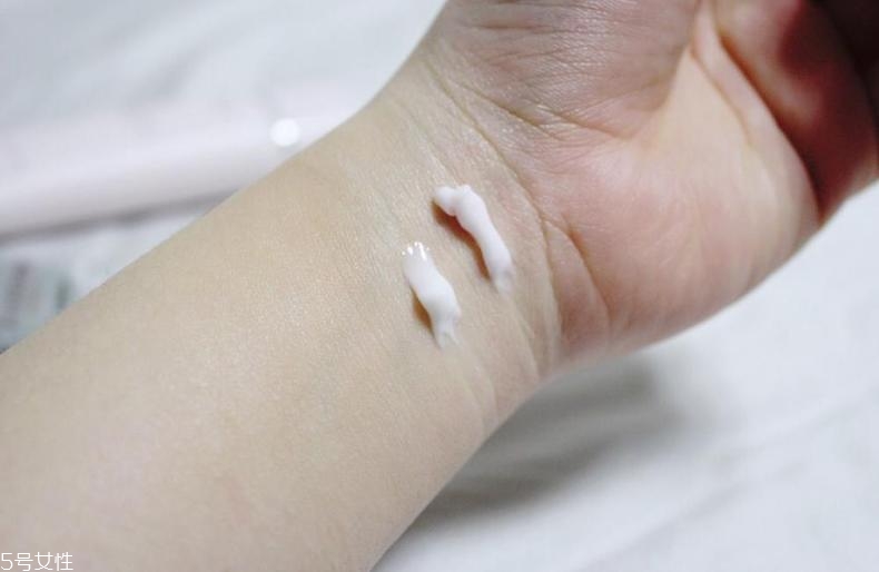 迪奧2018新品玫瑰護(hù)手霜怎么樣？留香持久堪比香水