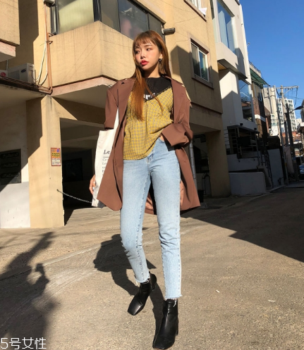 直筒牛仔褲配什么鞋？屬于你的非凡腔調(diào)