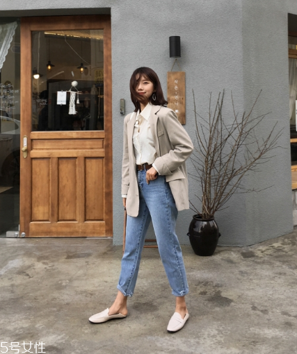 直筒牛仔褲配什么鞋？屬于你的非凡腔調(diào)