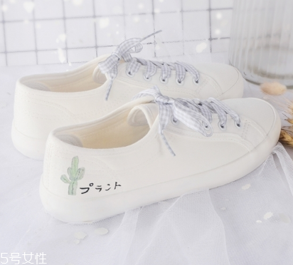 帆布鞋曬褪色了怎么辦？帆布鞋褪色別驚慌