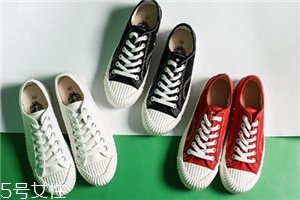 帆布鞋適合夏天穿嗎？任何時(shí)候都可以穿