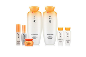 水乳和蘆薈膠哪個先用 蘆薈膠的常見用途 水乳和蘆薈膠哪個先用 蘆薈膠的常見用途