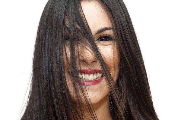 免洗護(hù)發(fā)素會(huì)對(duì)頭發(fā)有害嗎？免洗護(hù)發(fā)素相當(dāng)于護(hù)發(fā)油