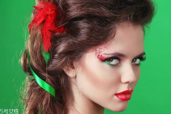 護(hù)發(fā)素沒(méi)洗干凈會(huì)怎樣？護(hù)發(fā)素殘留會(huì)導(dǎo)致脫發(fā)嗎？