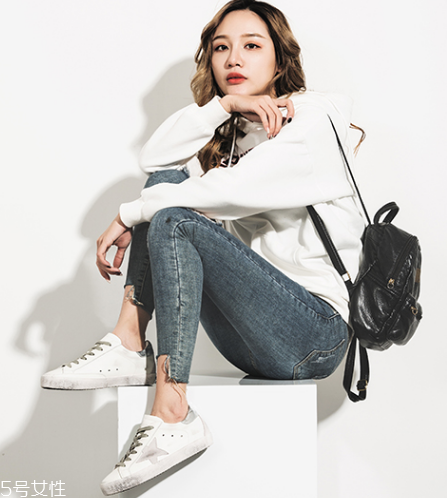 板鞋能爬山嗎？對腳不好