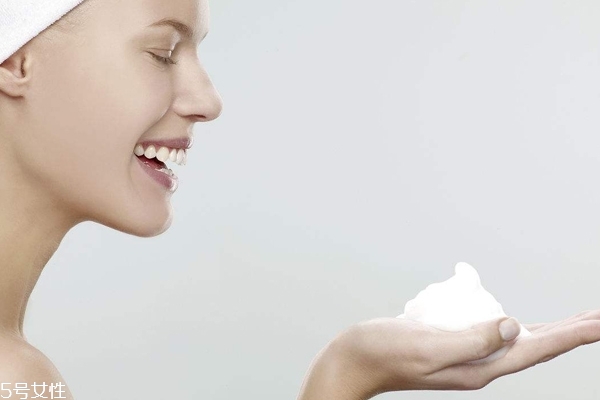 apg洗面奶是什么意思？apg洗面奶有哪些？