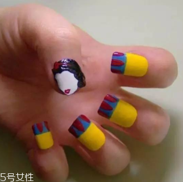 新娘美甲需要哪些工具？新娘美甲diy全攻略