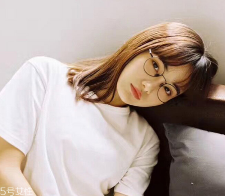 2022年流行什么樣的眼鏡？瞬間改變你的氣質(zhì)