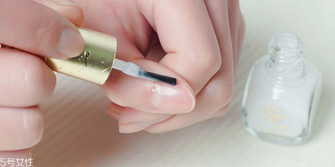 新娘美甲需要哪些工具？新娘美甲diy全攻略