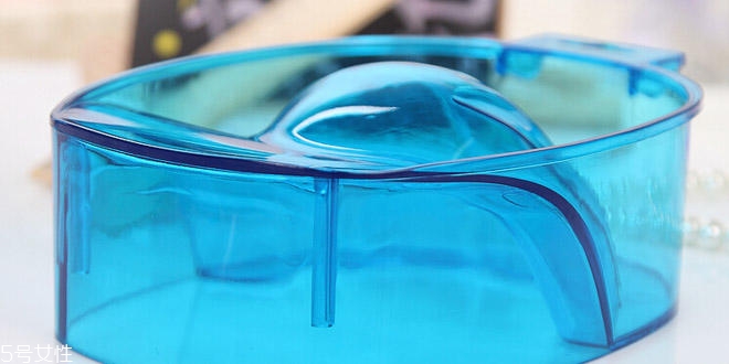 新娘美甲需要哪些工具？新娘美甲diy全攻略