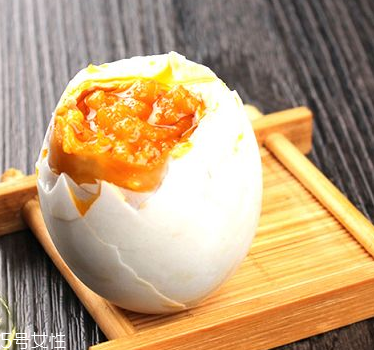 咸鴨蛋是腌制食品嗎？做法是腌制