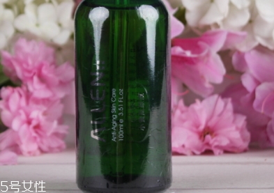 原液和精華液可以一起用嗎 原液和精華液可以一起用嗎