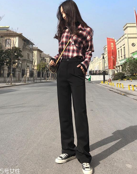 腿短穿什么褲子好看？這三款專治腿不夠長(zhǎng)