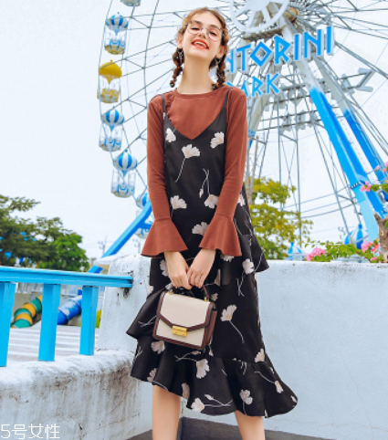 今年流行什么樣的吊帶裙？出街暴擊眼球