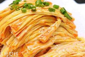 腐竹泡多久 顏色變白變柔軟即可 腐竹泡多久 顏色變白變柔軟即可