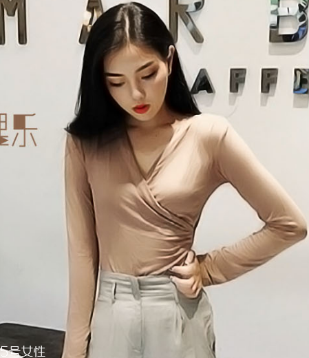 微胖女生春天怎么穿好看？讓你視覺上小一圈