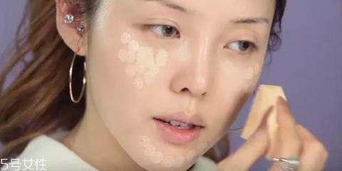 怎么控油簡單有效？四個方法和油膩脫妝分手