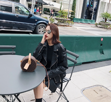 皮衣好壞怎么鑒定？皮衣這樣挑就對(duì)了