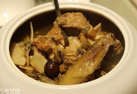 天麻和人參能一起吃嗎 可以同時(shí)食用 天麻和人參能一起吃嗎 可以同時(shí)食用