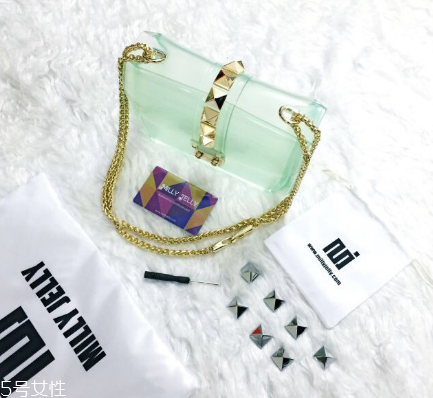 milly jelly果凍包多少錢？最適合春夏的包包