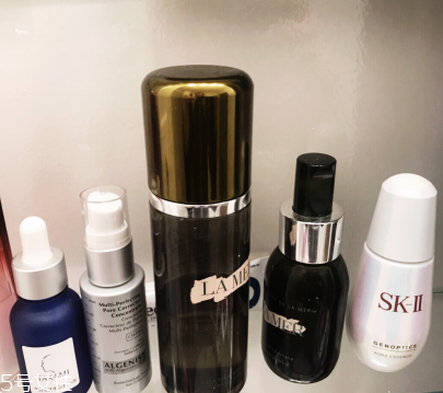 干皮敷面膜多長時(shí)間好？先打底再敷面膜