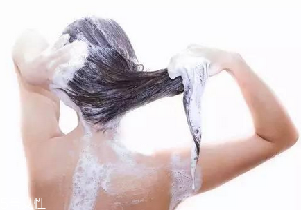 阿道夫洗發(fā)水孕婦可以用嗎 阿道夫洗發(fā)水無(wú)硅油 阿道夫洗發(fā)水孕婦可以用嗎 阿道夫洗發(fā)水無(wú)硅油