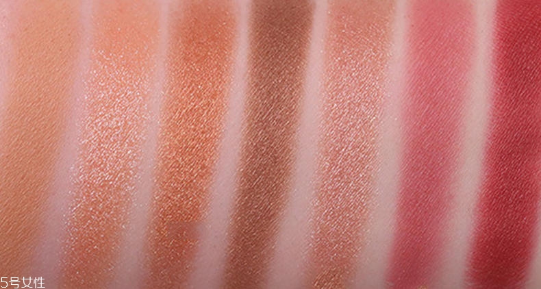 可口可樂(lè)彩妝有哪些？可口可樂(lè)聯(lián)名菲詩(shī)小鋪彩妝盤(pán)點(diǎn)