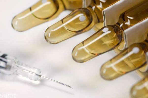 安瓶用在什么順序？后續(xù)要不要疊加精華液？