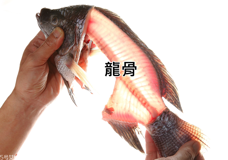 吃魚時(shí)魚刺怎么去除
