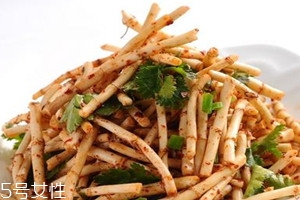 魚腥草是熱性還是涼性 性微寒味苦 魚腥草是熱性還是涼性 性微寒味苦