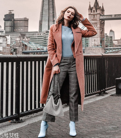 煙管褲搭配什么上衣？拯救粗腿的秘密武器