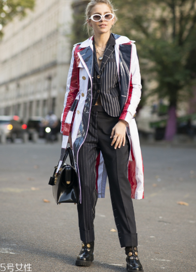 煙管褲搭配什么上衣？拯救粗腿的秘密武器