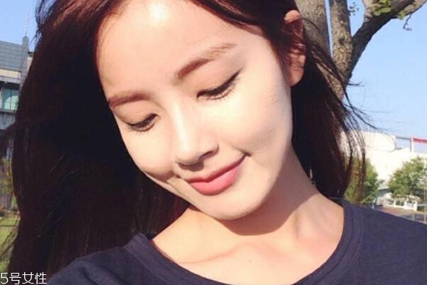 化妝立體感怎么化？掌握三點(diǎn)告別扁平臉