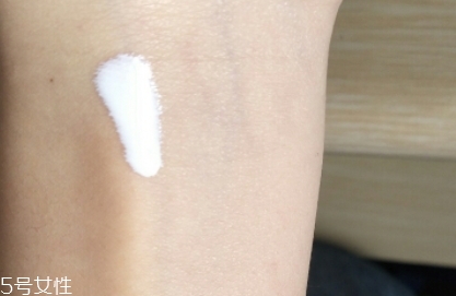 防曬乳可以直接涂臉嗎？