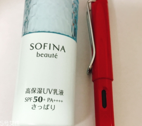 防曬乳可以當(dāng)隔離用嗎？不可用在妝前