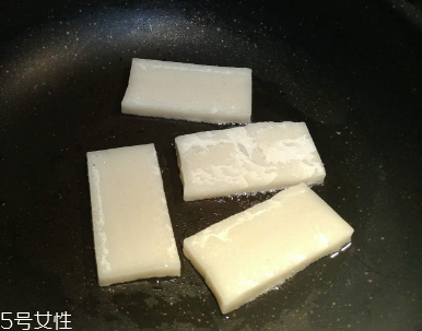 椰子油是怎么做的？從椰肉里提取