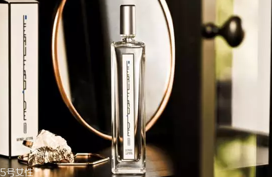 水生調(diào)香水有幾種？這三款香水讓你迷死人