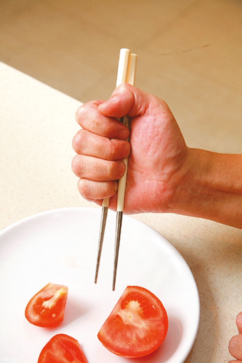 筷子什么材質最好 各材質筷子的優(yōu)缺點 筷子什么材質最好 各材質筷子的優(yōu)缺點