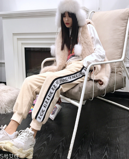 運(yùn)動(dòng)褲上的帶子怎么系？時(shí)下最火的運(yùn)動(dòng)風(fēng)